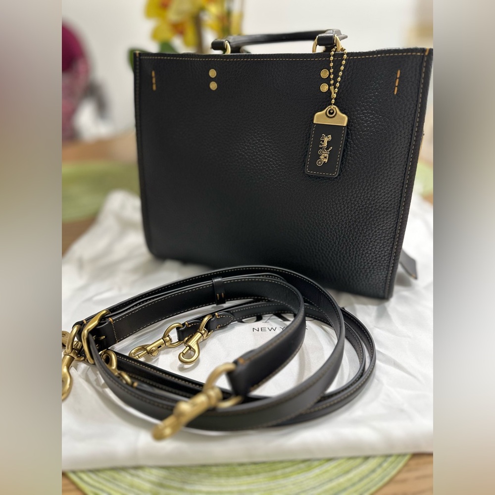 Coach Rogue 30 in Black-Excellent condition